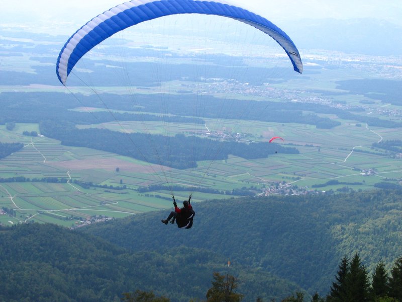 Tandemski polet s padalom - krvavec Tandemski polet s padalom - krvavec
